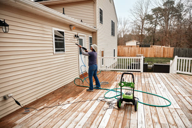 Best Garage Pressure Washing  in Newtown Grant, PA